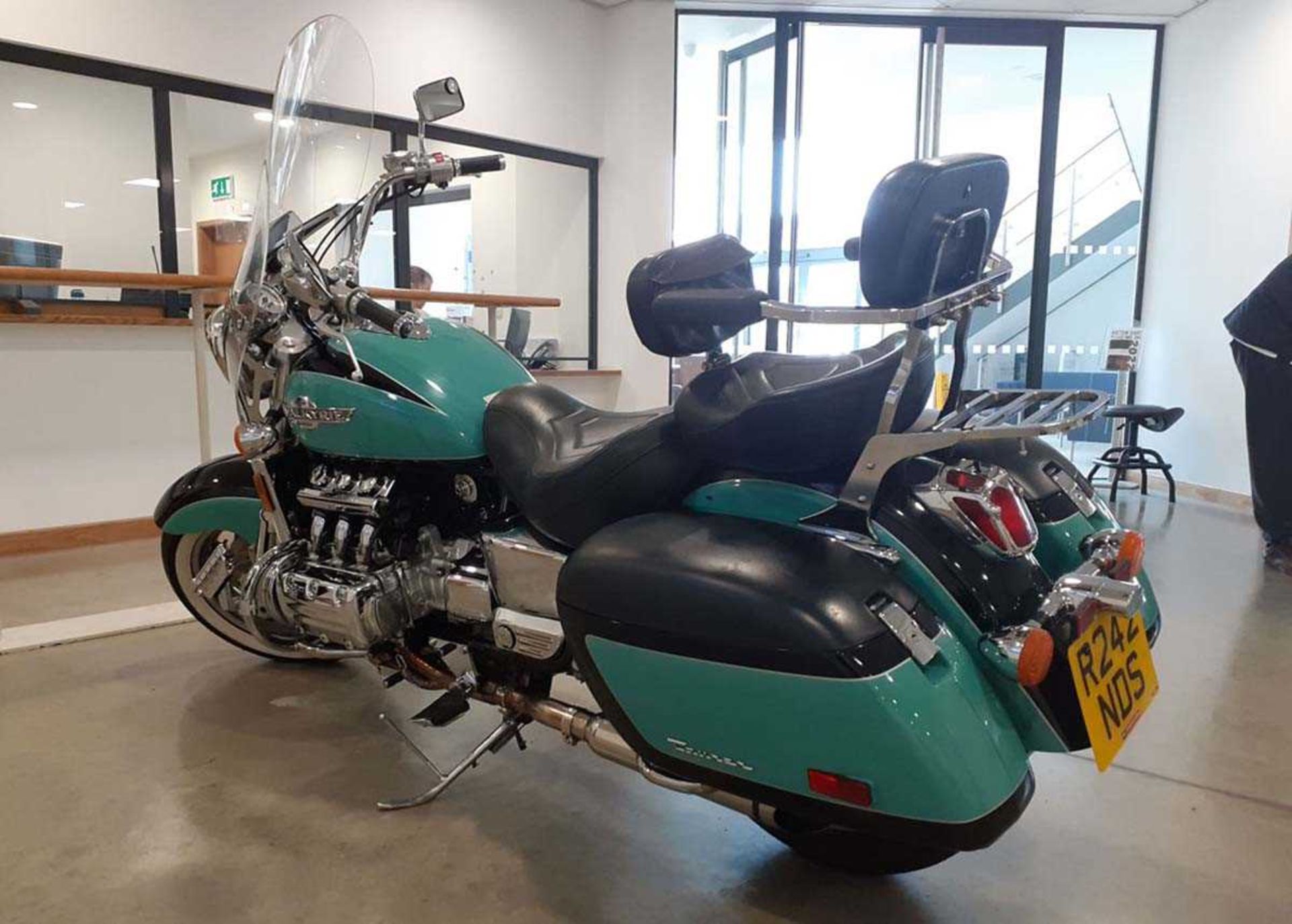 (1998) Honda Valkyrie F6 Tourer Motorbike in turquoise and black, first registered in UK 01/08/21, - Image 3 of 11