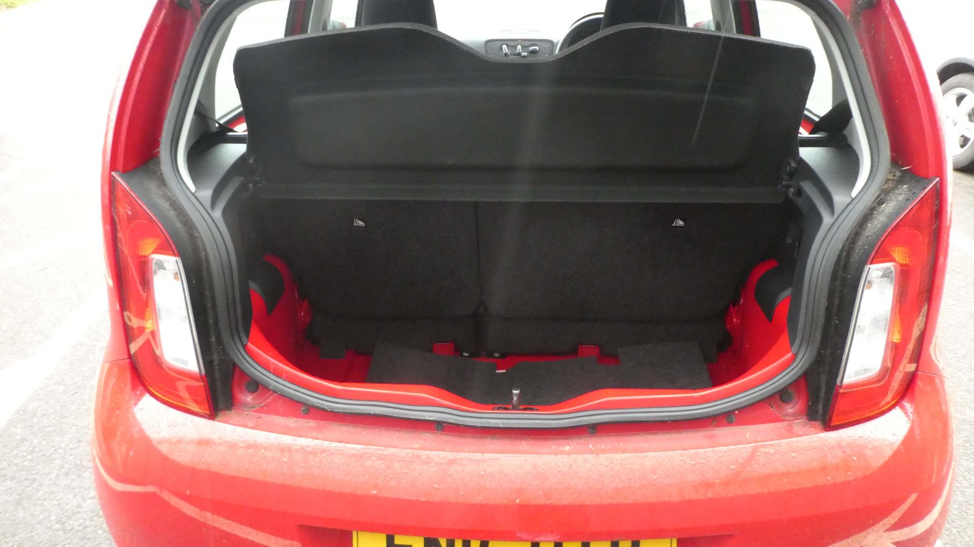 LOW MILEAGE Skoda Citigo SE - Image 6 of 13