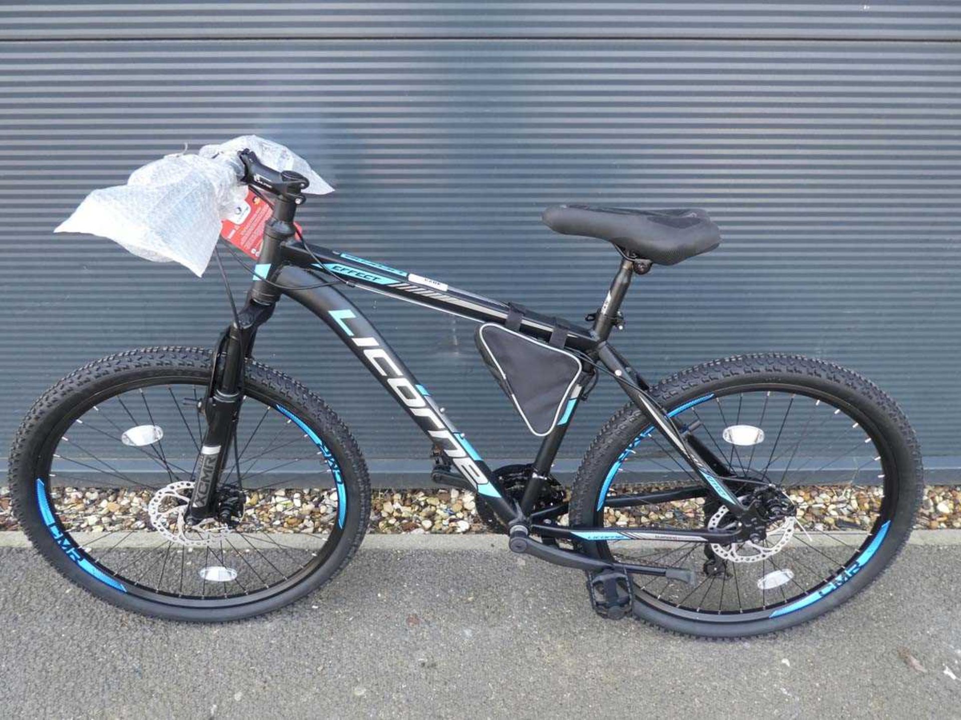 +VAT Licorne black and blue mountain bike
