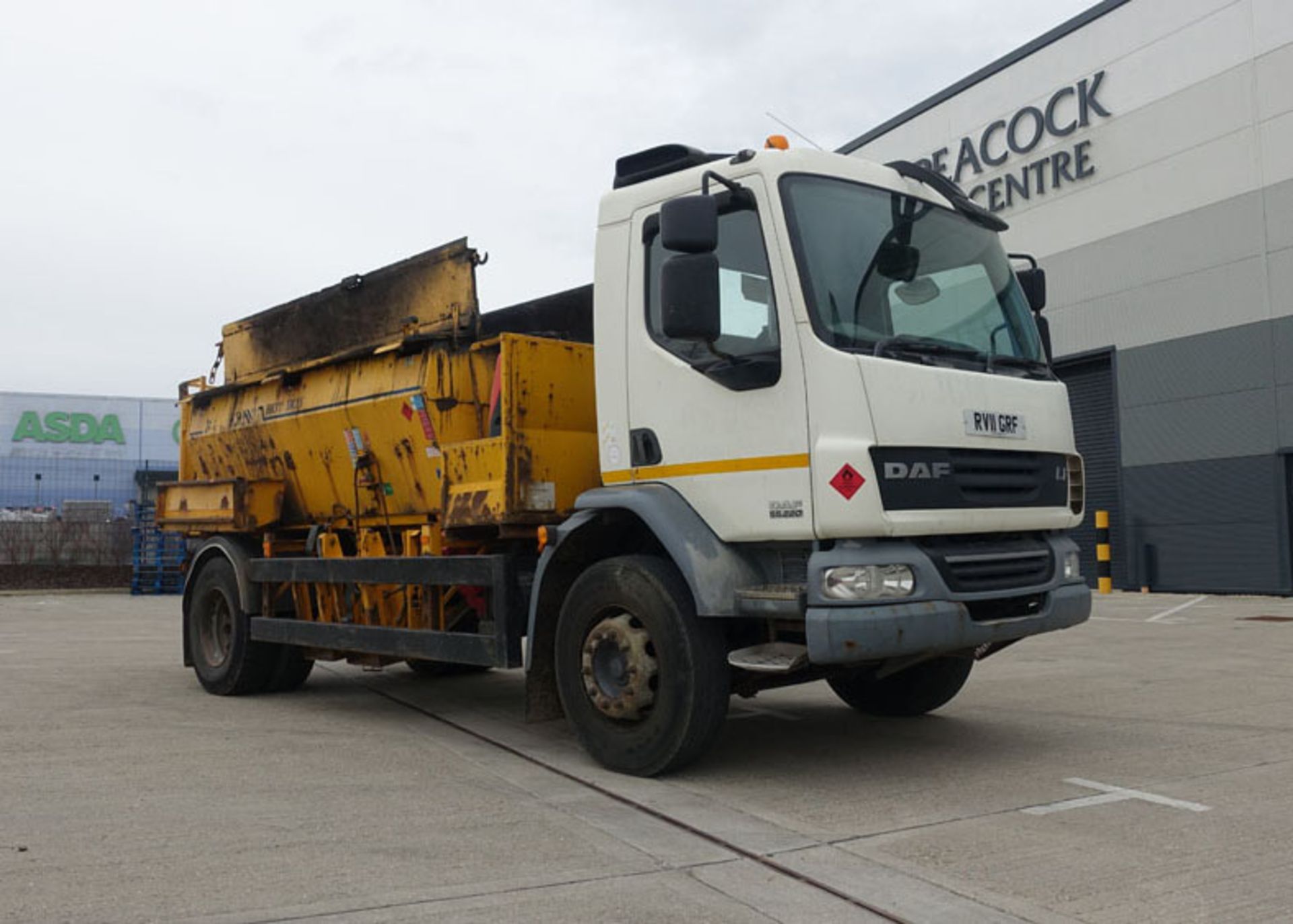 DAF 18 TONNE LORRY tarmac Hot Box - Image 17 of 18