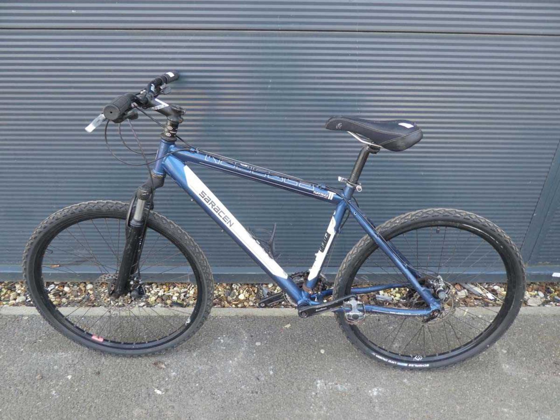 Saracen blue and white gents mountain bike