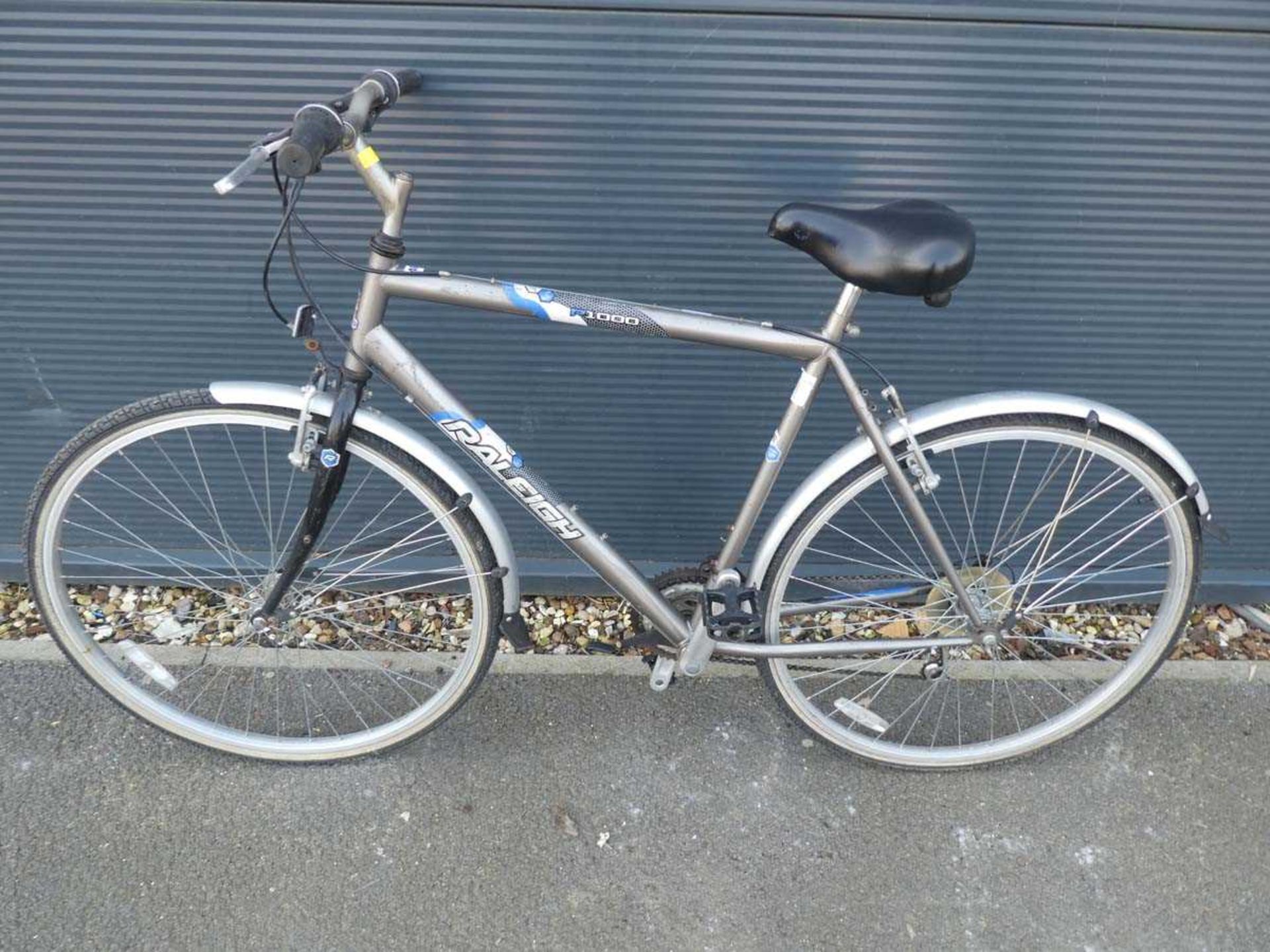 Grey Raleigh gents bike