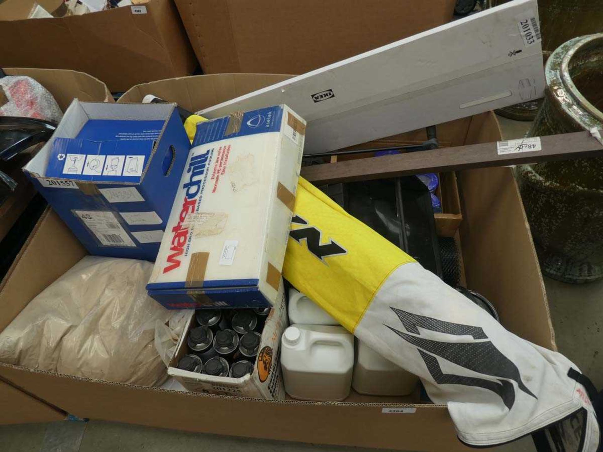 +VAT Box containing sand, expanding foam, water, bike pump, filters, mesh, etc.