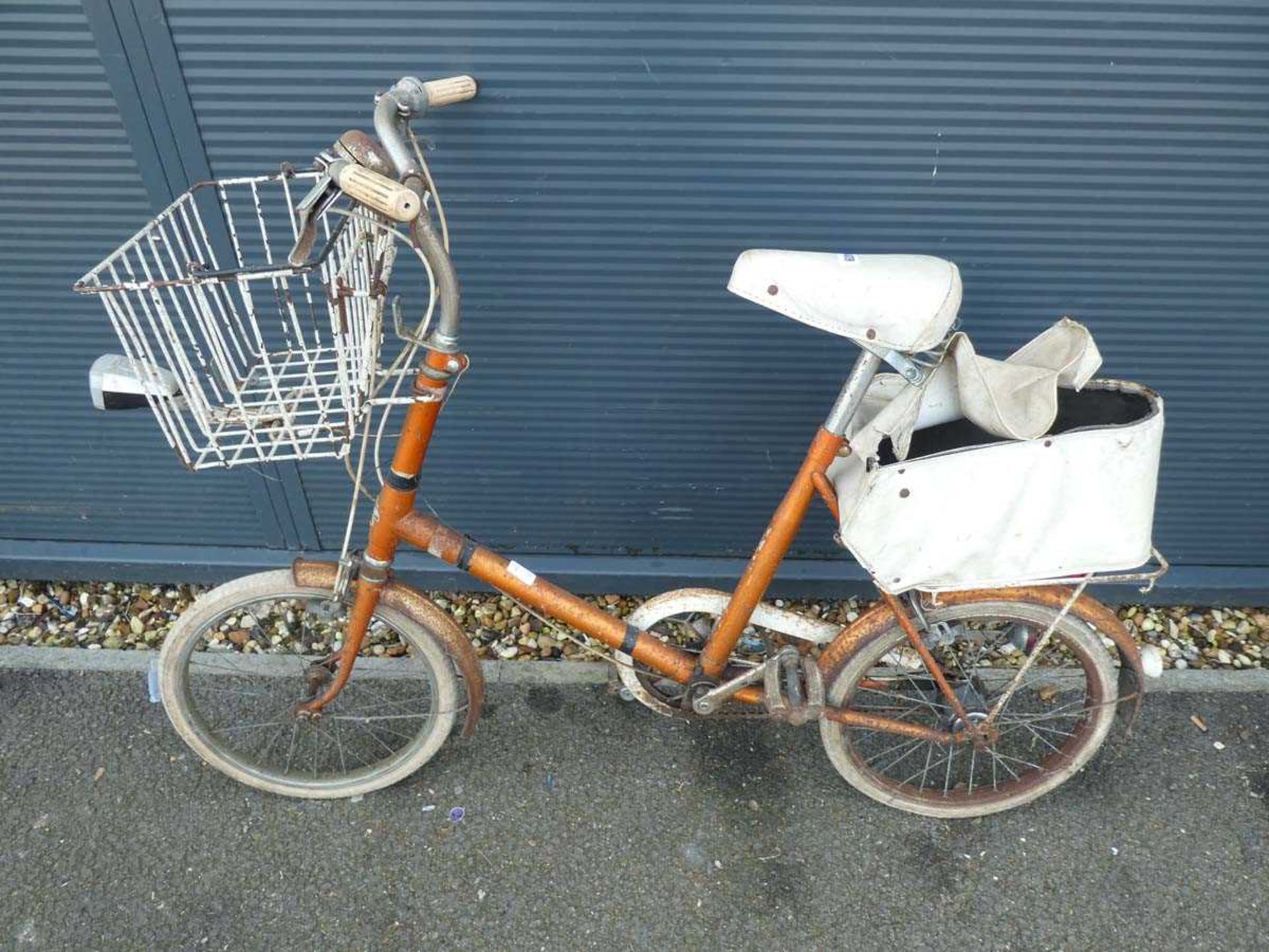 Vintage Shopper style bike