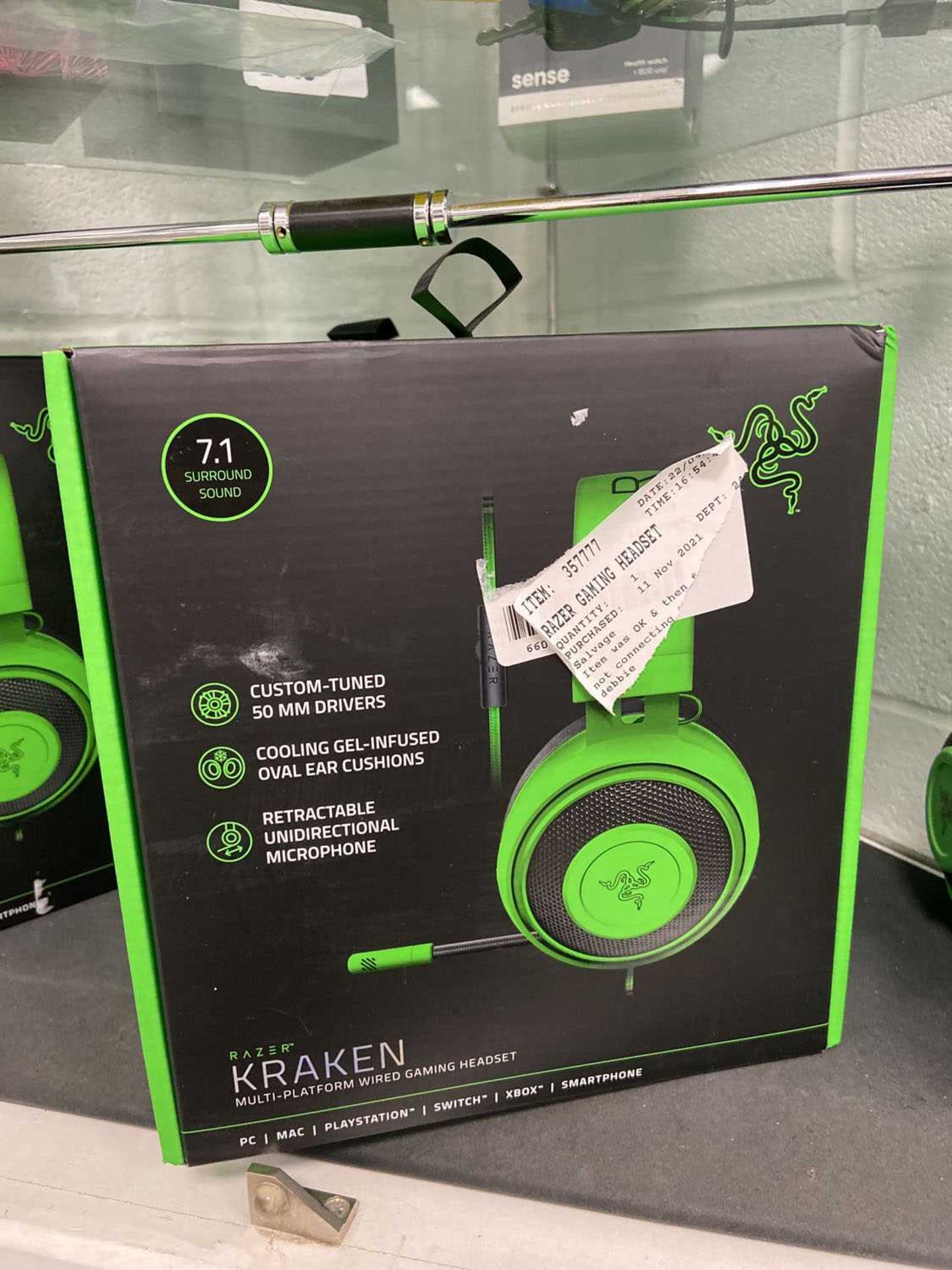+VAT Razer Kraken gaming headset in box