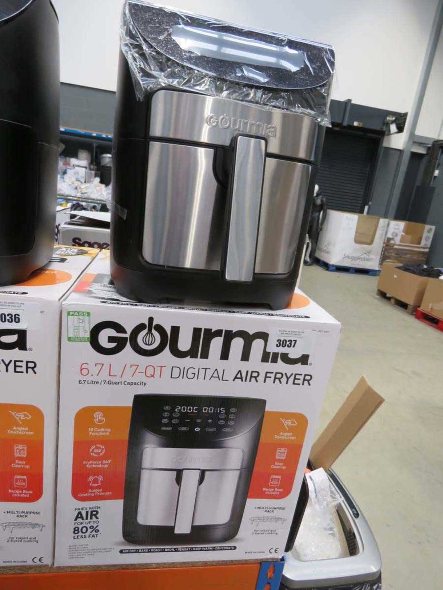 +VAT Gourmet 6.7L digital air fryer