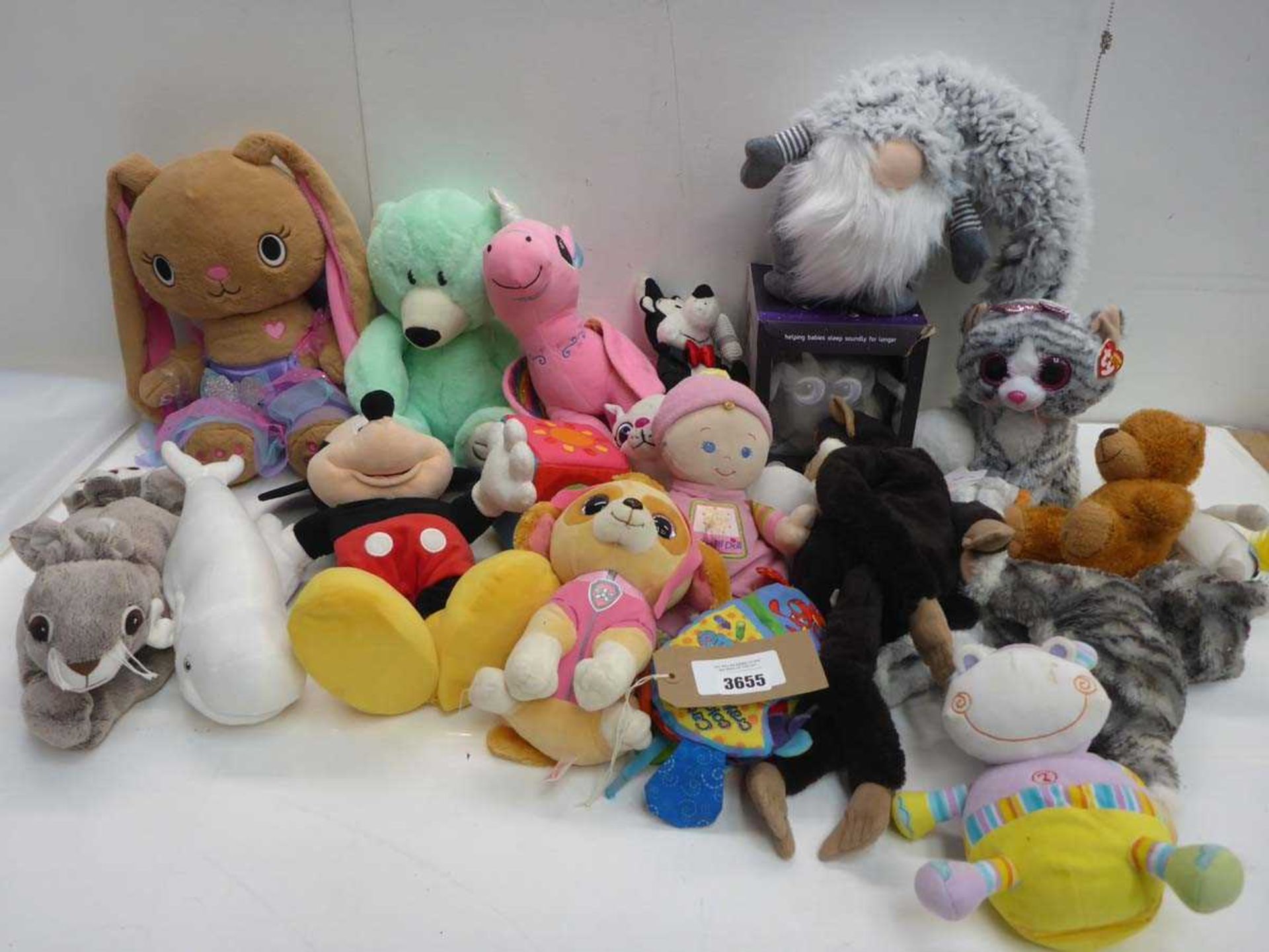 +VAT Selection of soft cuddly toys including TY