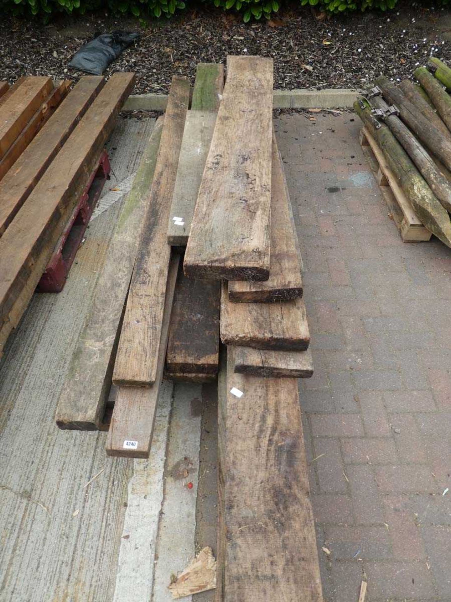 Quantity of sapele hard wood boards