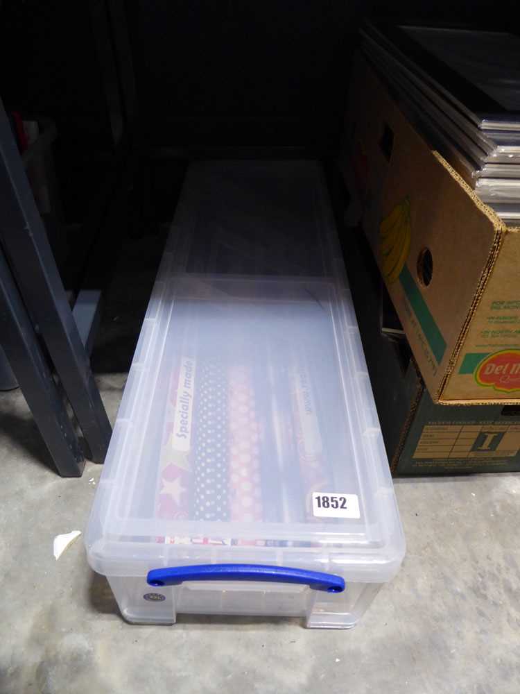 Wrapping paper storage box