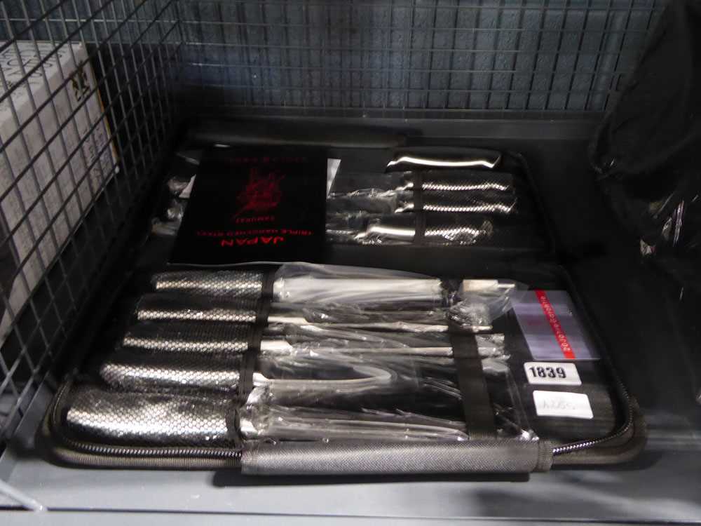 Cased Japan hardened steel knife set