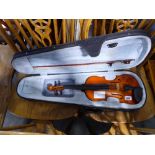 Prima Vera half size child's violin in soft carry case with bow