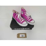 +VAT Converse Hi in fuchsia size UK5 (Boxed)