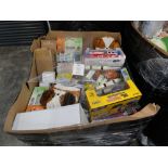 +VAT Pallet containing various items including washable markers, cushions, children's toys,