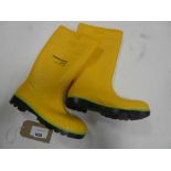 +VAT Dunlop heavy duty full safety toe cap wellington boots in yellow size UK 9