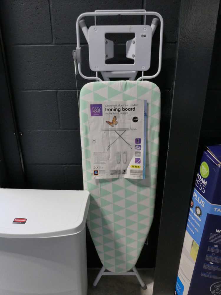 Easyhome ironing board