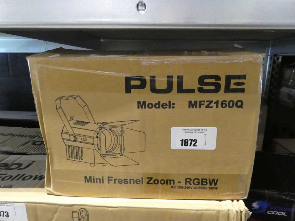 +VAT Pulse mini Fresnel zoom light, model MFZ160Q