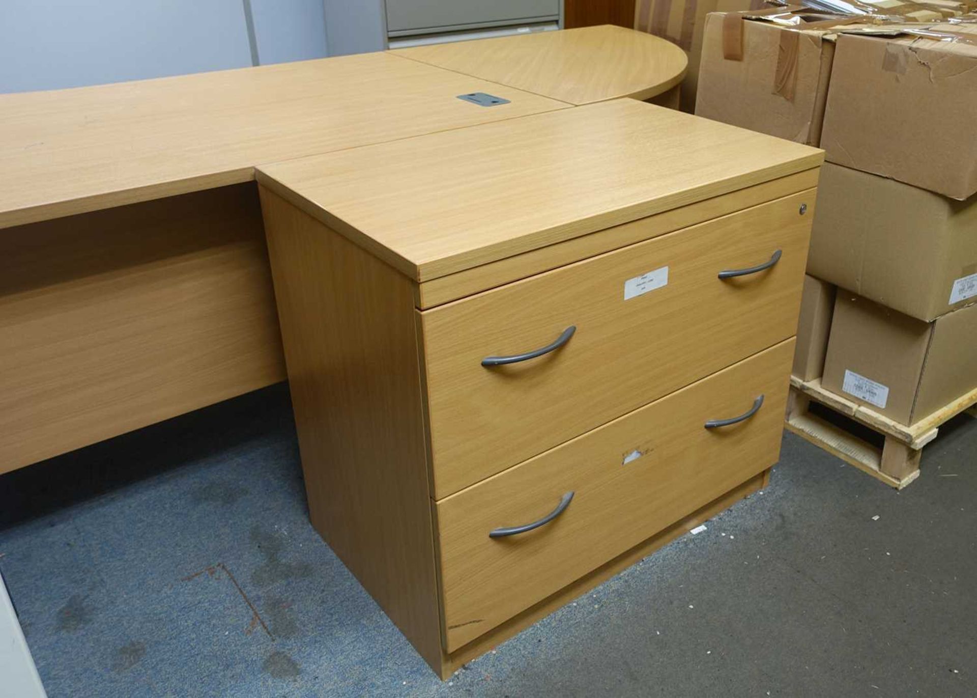 +VAT The remaining furniture contents of the front office to include; 5 light oak radial desks ( - Image 3 of 7