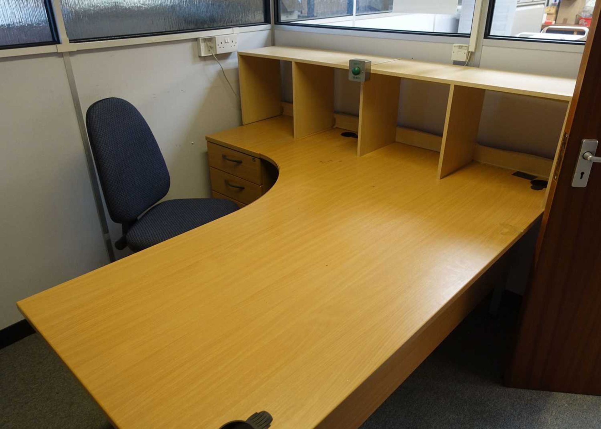 +VAT The remaining furniture contents of the front office to include; 5 light oak radial desks ( - Image 5 of 7