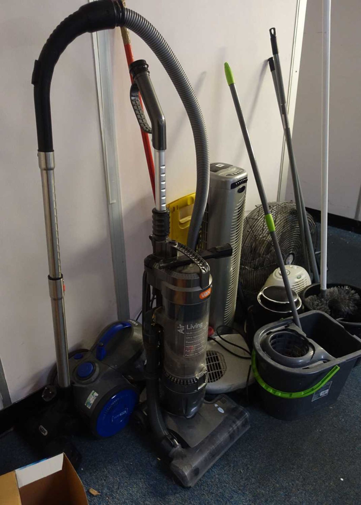 +VAT 2 Vax vacuum cleaners, 5 fans, 2 mops and contents of kitchen