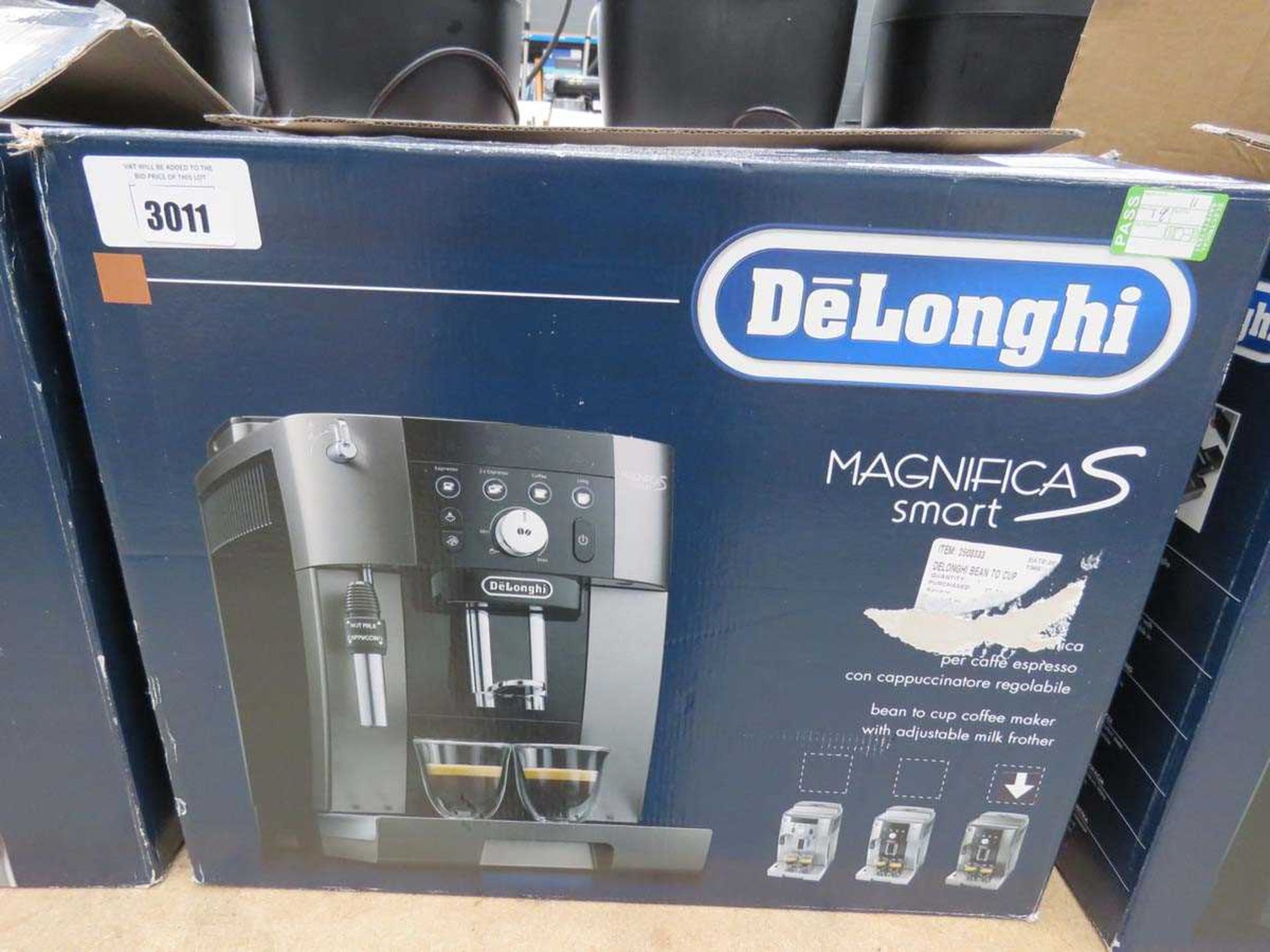 +VAT DeLonghi Magnifica S smart coffee machine