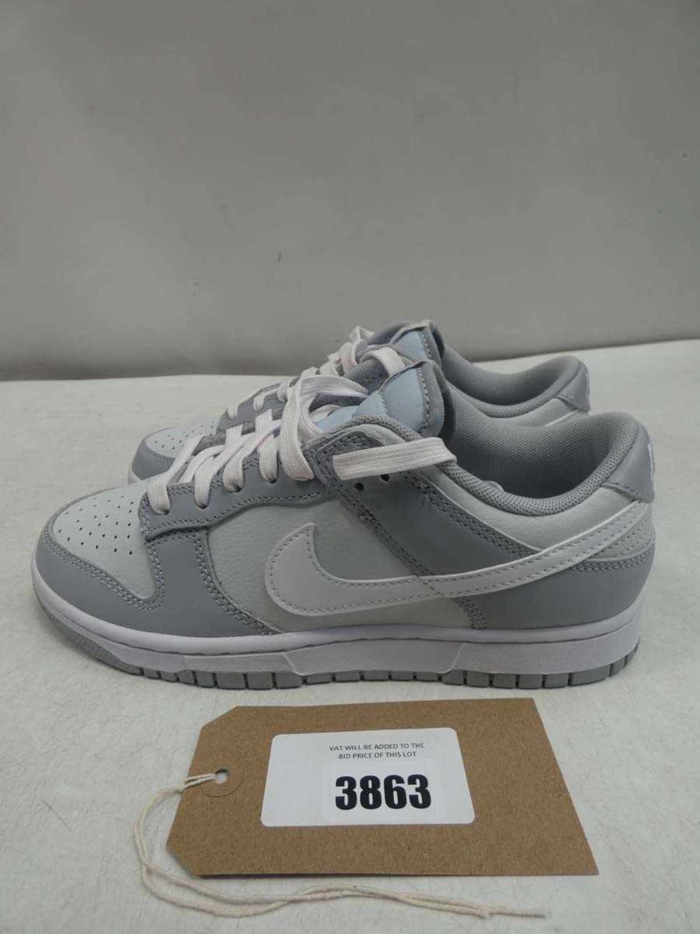 +VAT Nike Dunk Low Two Tone Grey size 6 (signs of use)