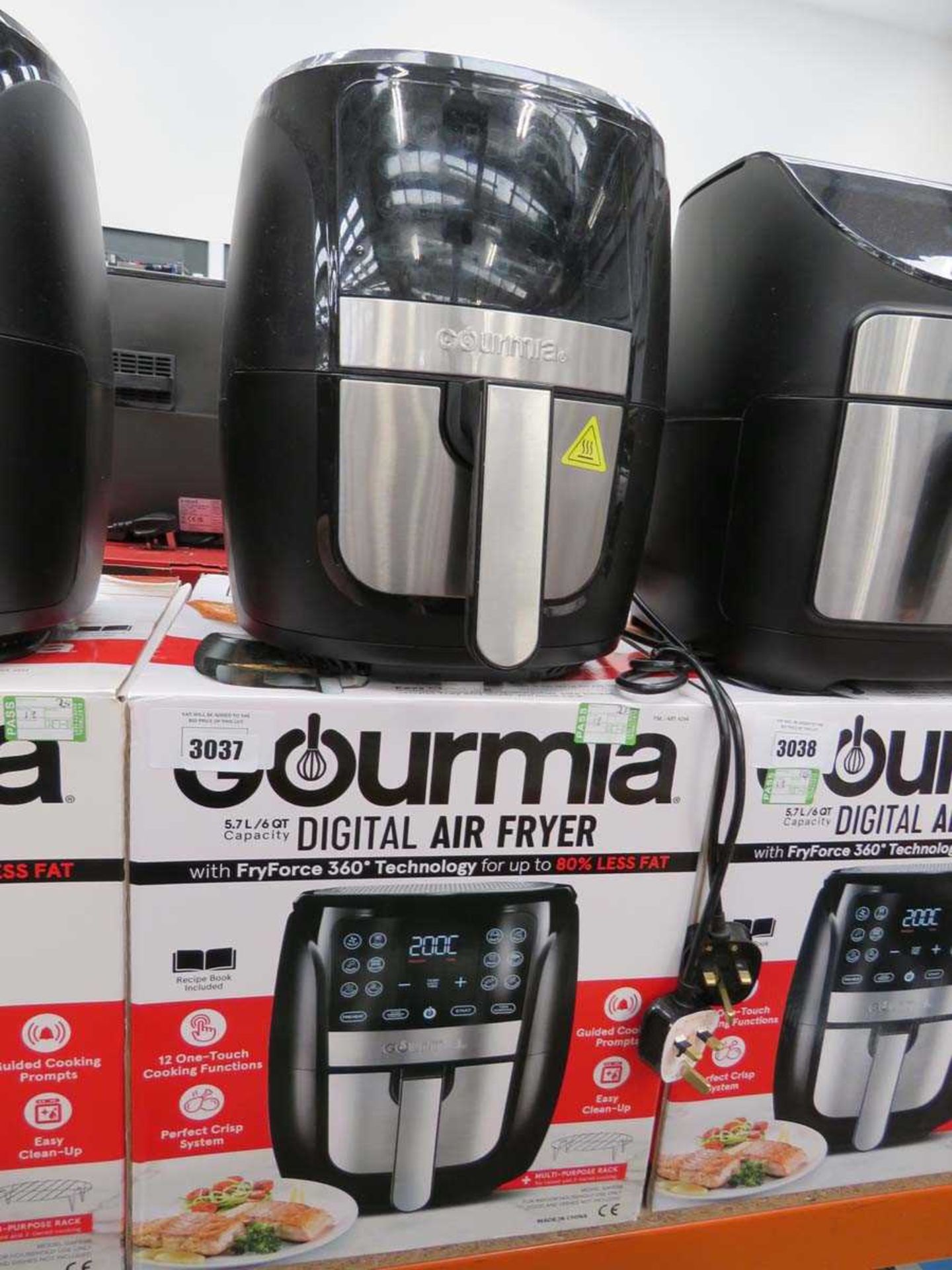 +VAT Gourmia 5.7L digital air fryer