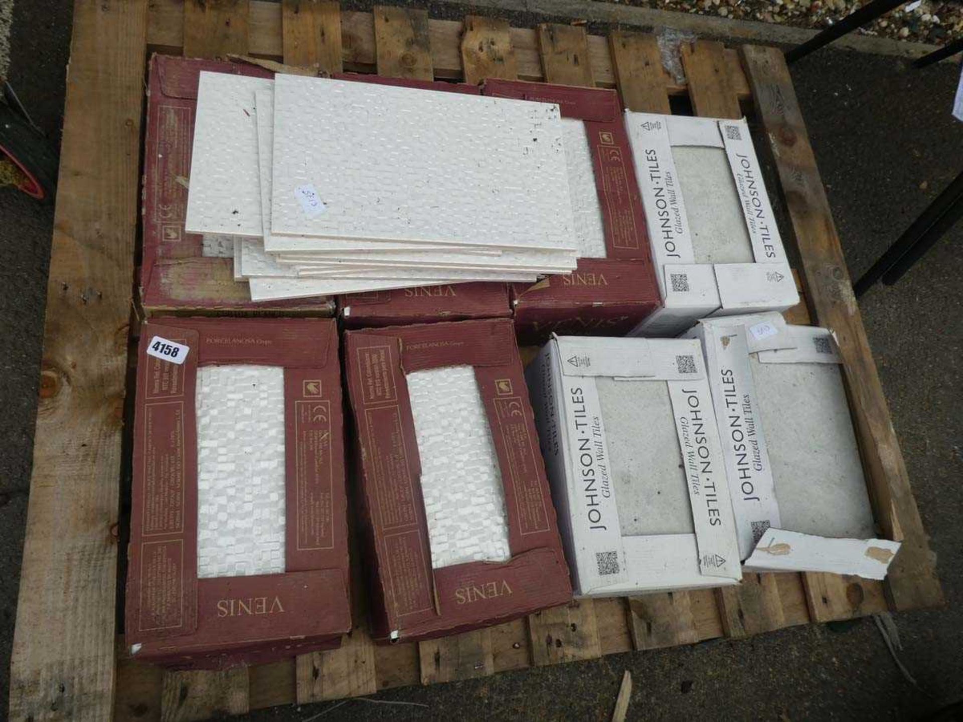 8.5 packs of assorted wall tiles