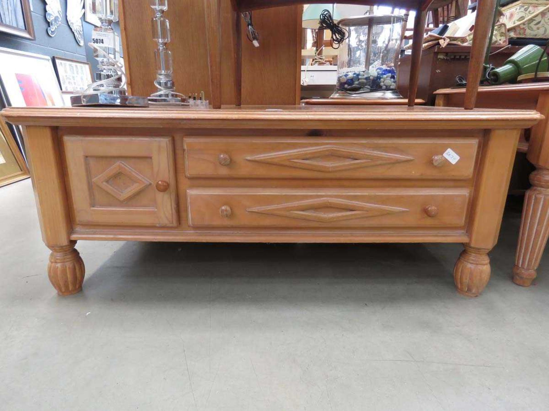 Pine coffee table plus a pair of single drawer lamp tables - Image 2 of 3