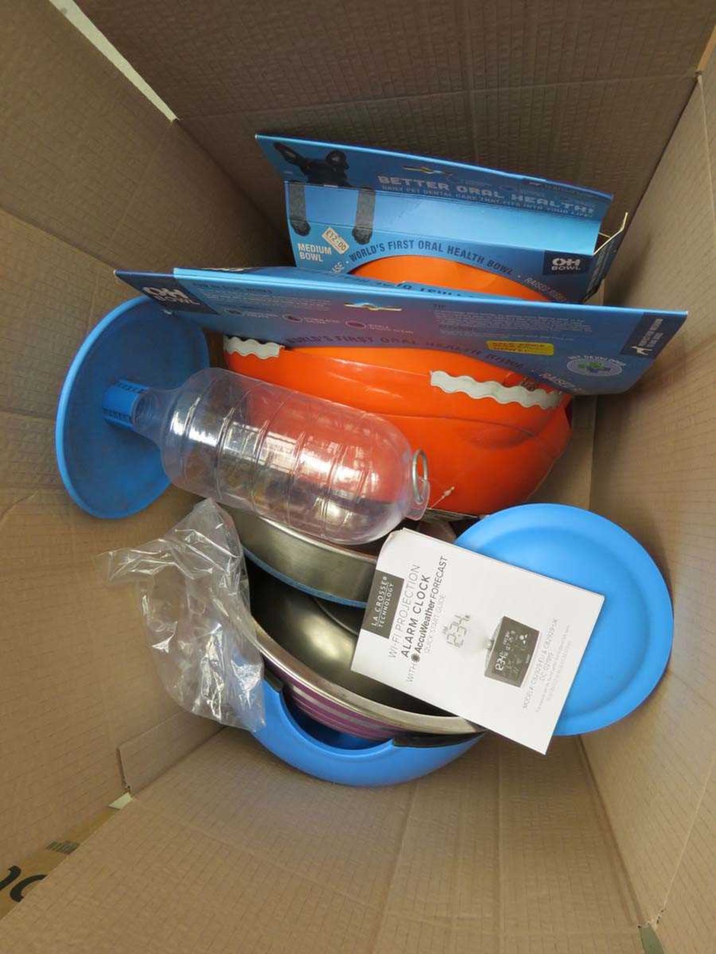 2 boxes of various pet accessories - Image 3 of 3