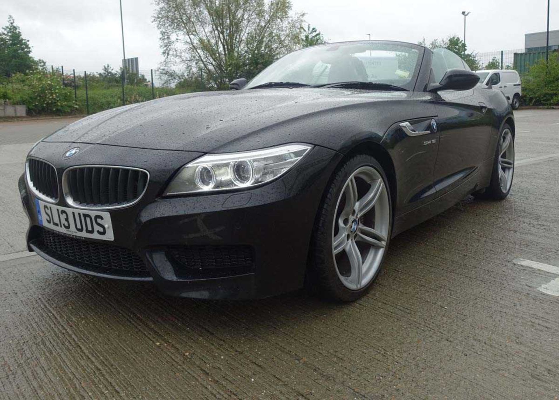 (2013) BMW ZR Drive 18I M sport convertible in black, petrol 1997cc, first registered 13/05/ - Image 13 of 19