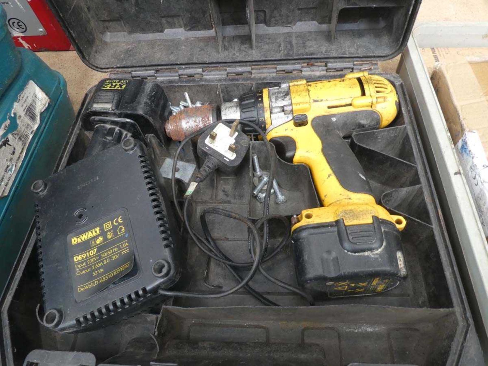 +VAT DeWalt 12v battery drill with 2 batteries and charger