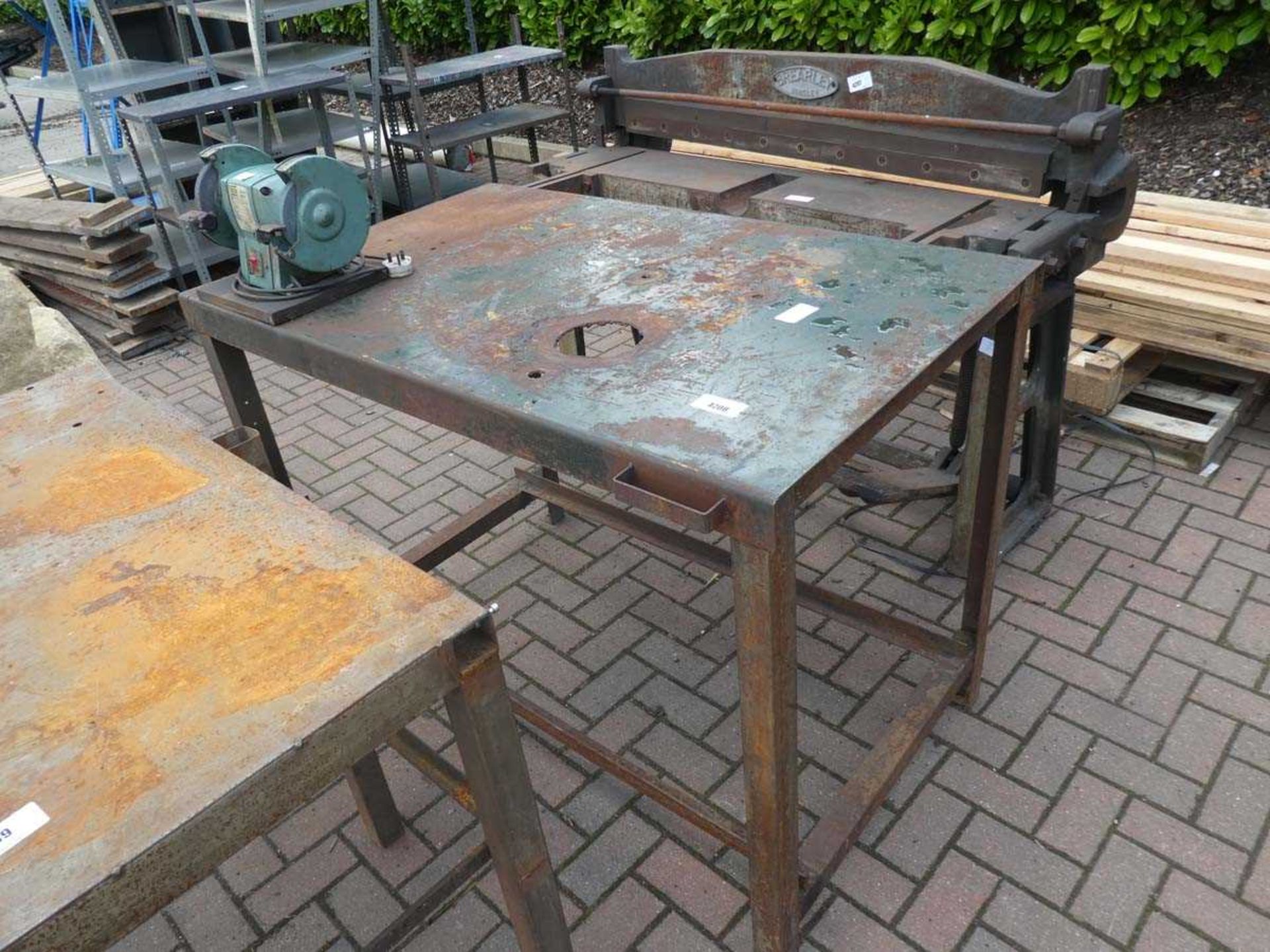 +VAT Metal working bench with double ended bench grinder
