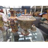 Oriental vase plus a lidded pot