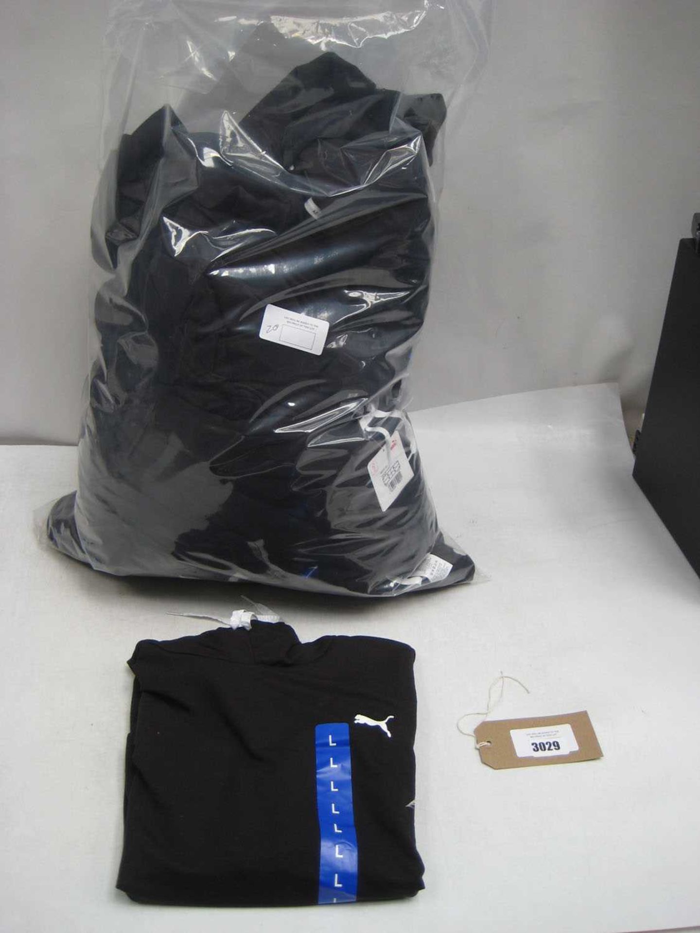 +VAT A bag containing 20x Ladies Black Puma Sport Hoodies in various sizes