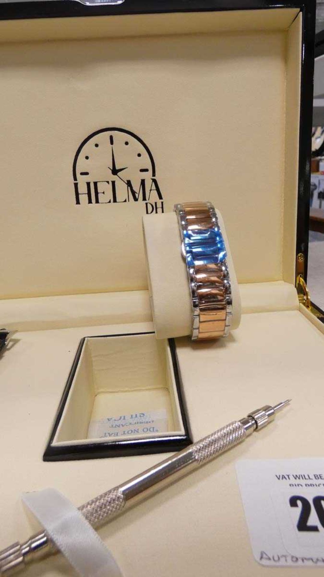 +VAT World View automatic movement watch by Helma with presentation case and replacement strap - Image 4 of 4