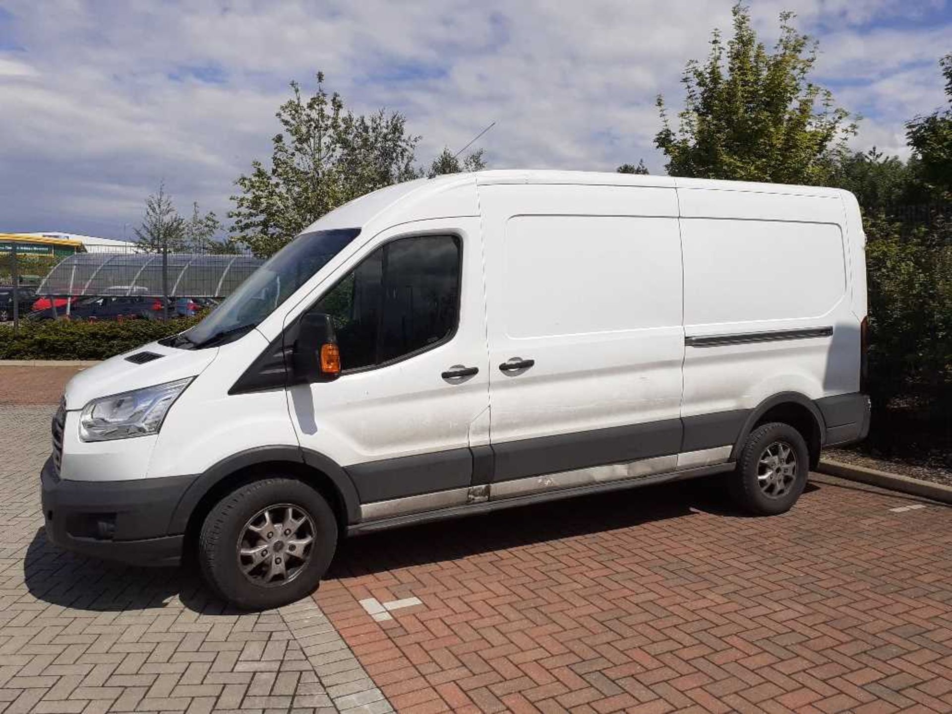 +VAT (2016) Ford Transit 350 Trend panel van in white, diesel 2198cc, first registered 15/06/2016, - Image 4 of 15