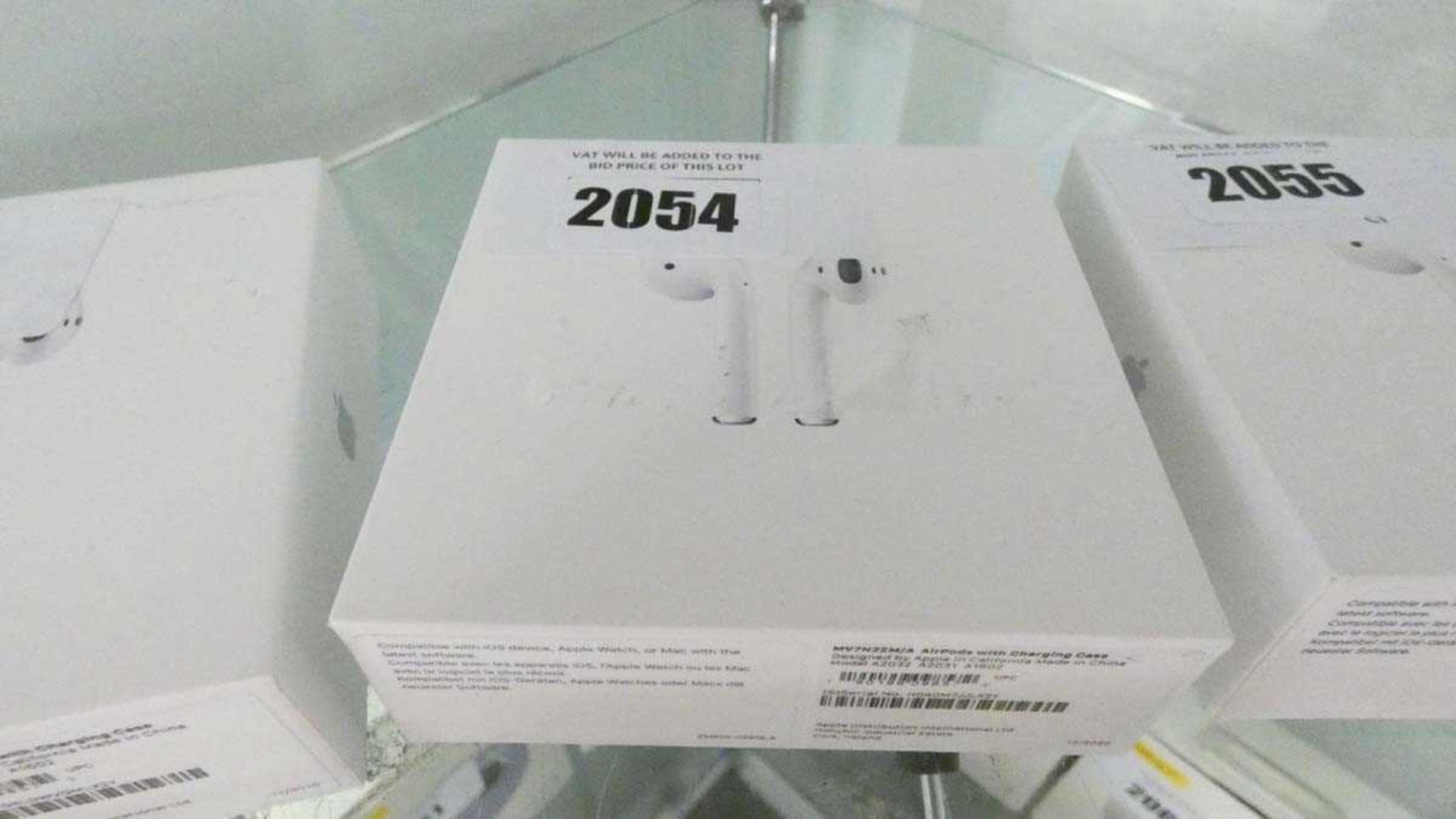 +VAT Apple airpods with charging case and box
