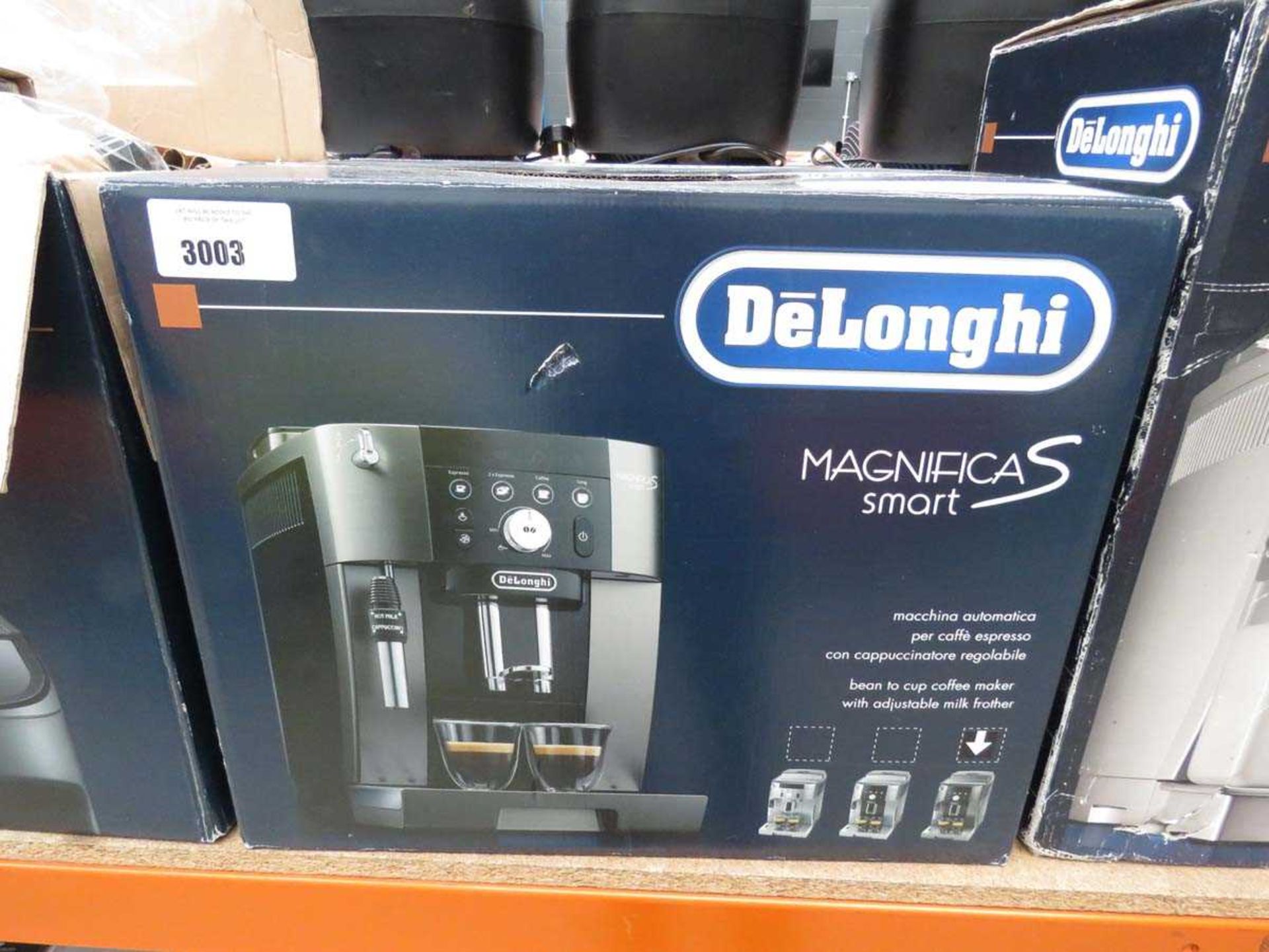 +VAT Delonghi Magnifica S-smart coffee machine