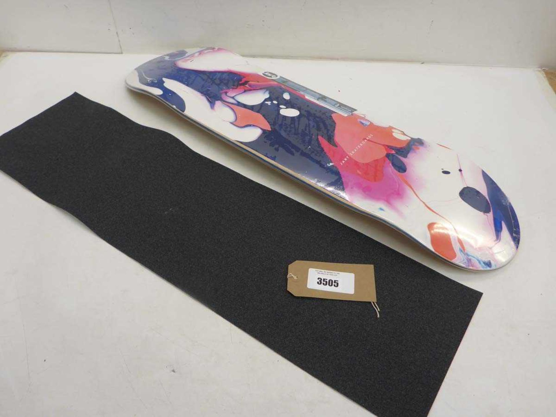 +VAT Jart skateboard bed and length of grip
