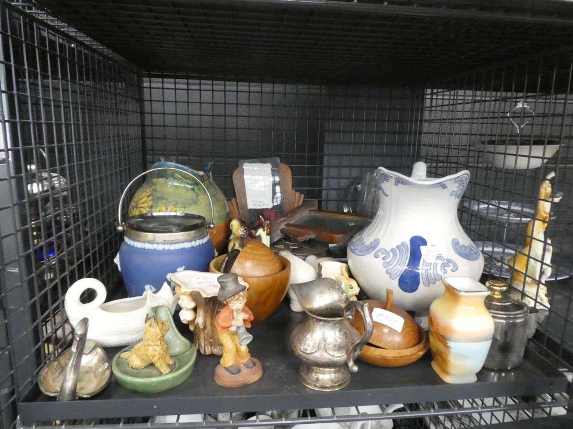 Cage containing assorted items incl. Hornsea figurines, ice buckets, jugs, picture frames, etc.