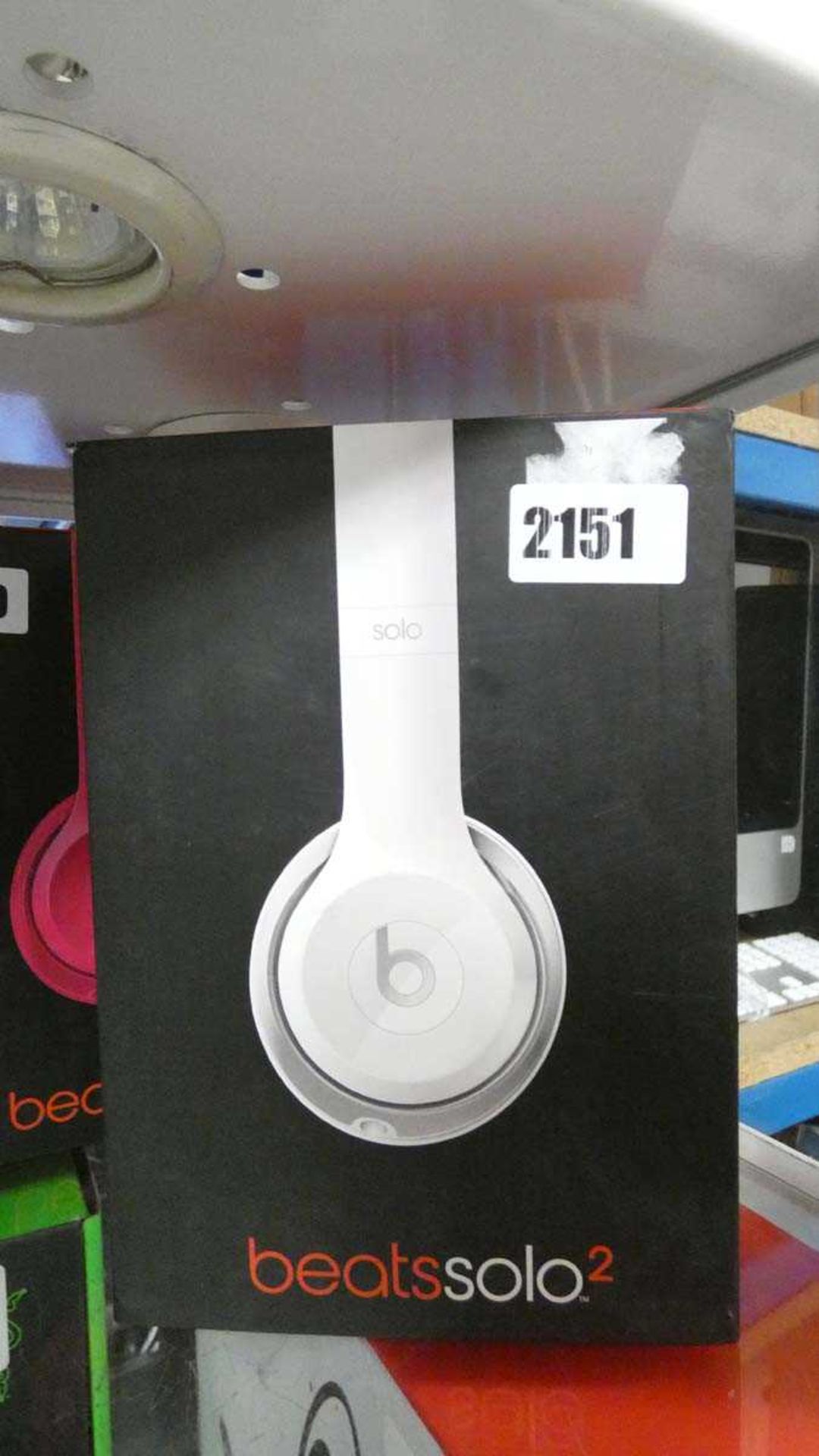 Beats Solo 2 headphones in white