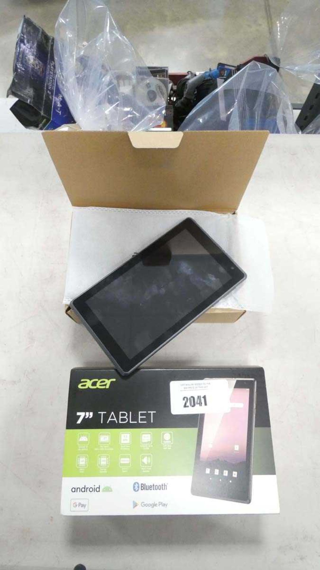 +VAT Acer 7" tablet, 16GB storage with box