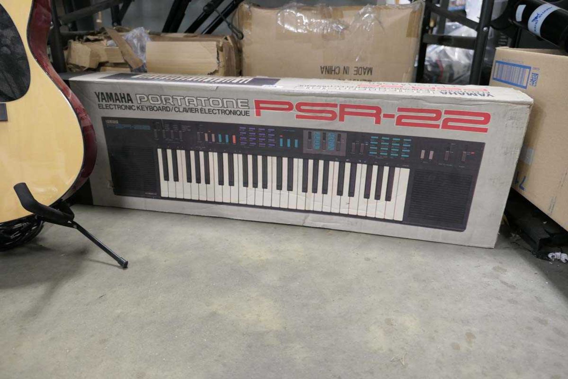 Yamaha Portatone PSR22 keyboard with box