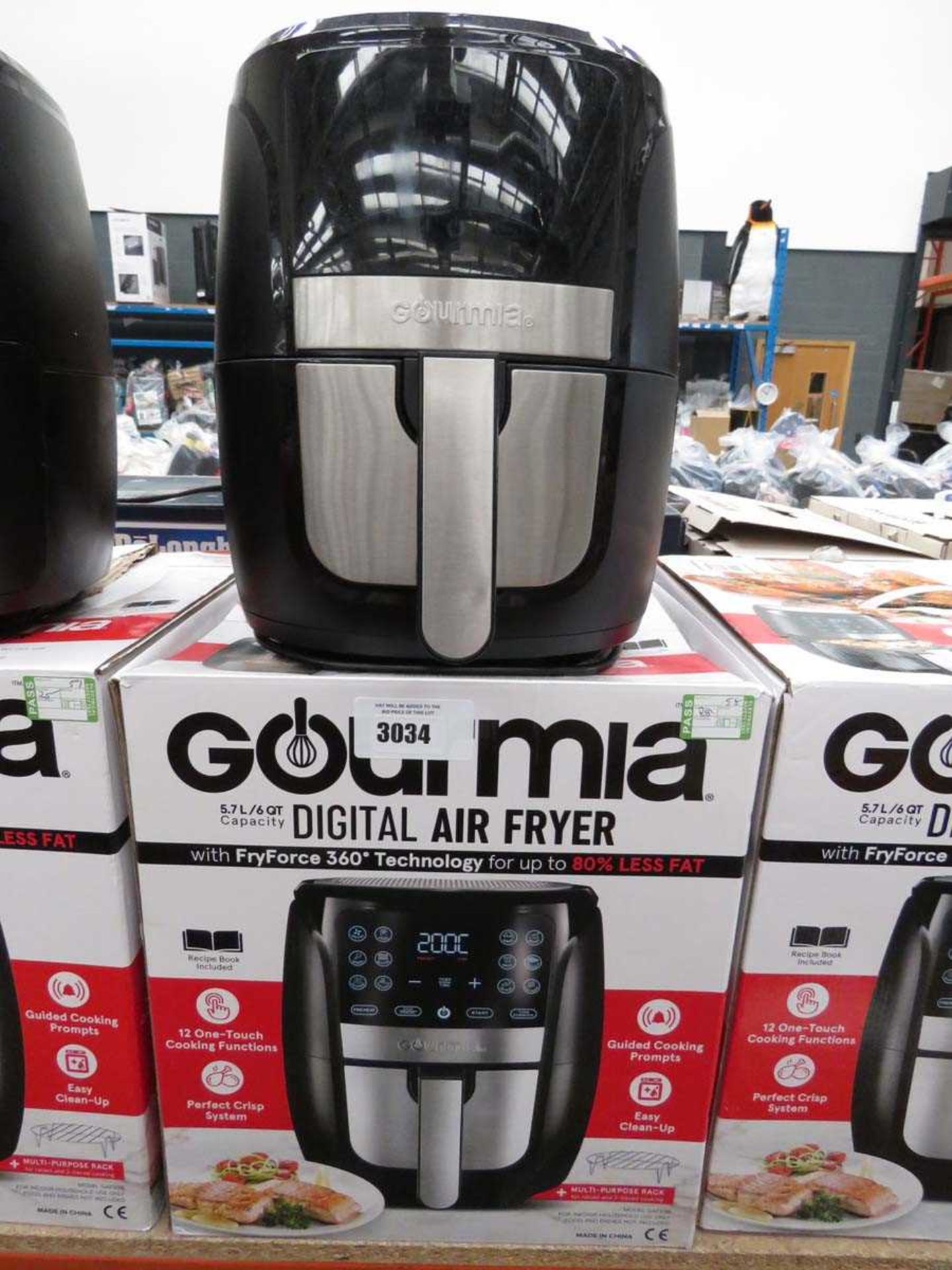 +VAT Gourmia 5.7L digital air fryer