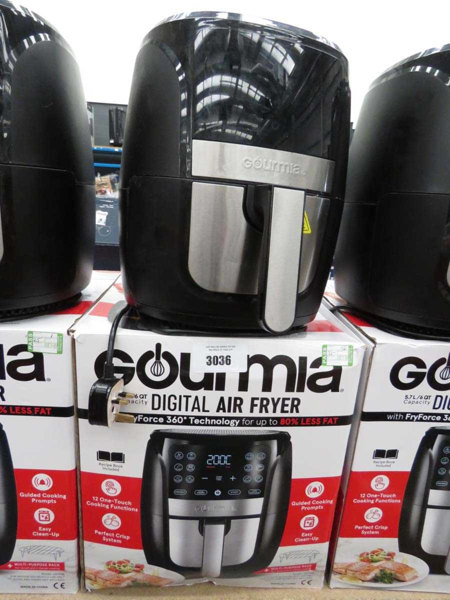 +VAT Gourmia 5.7L digital air fryer