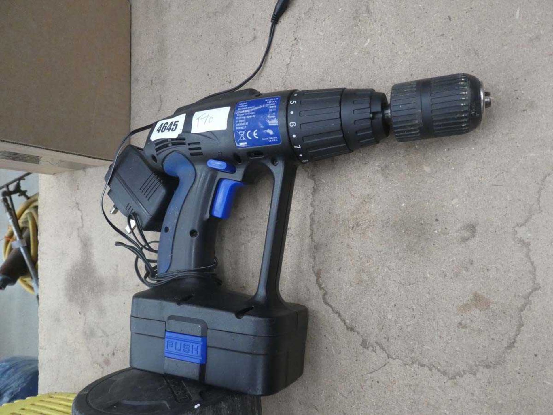 Nutool battery drill, 1x battery and charger