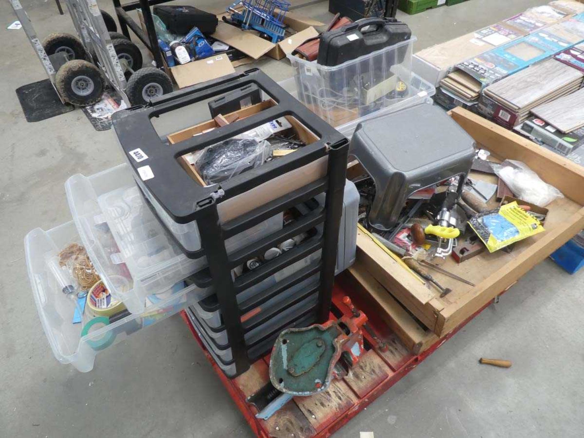 Large pallet of assorted items inc. screwboxes, vice, small tools, worklights, etc.