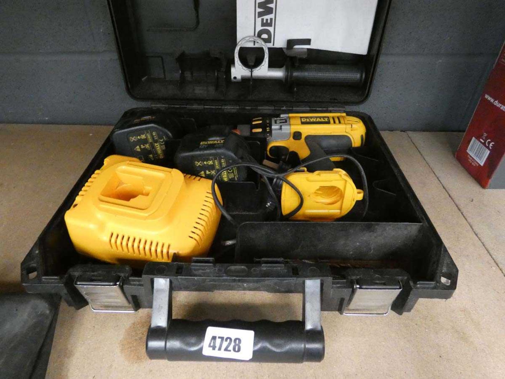 DeWalt 12v battery drill with 2 batteries and charger