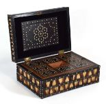 A 19th century Anglo-Indian porcupine quill box, with a fitted removable tray, w. 29 cmOne