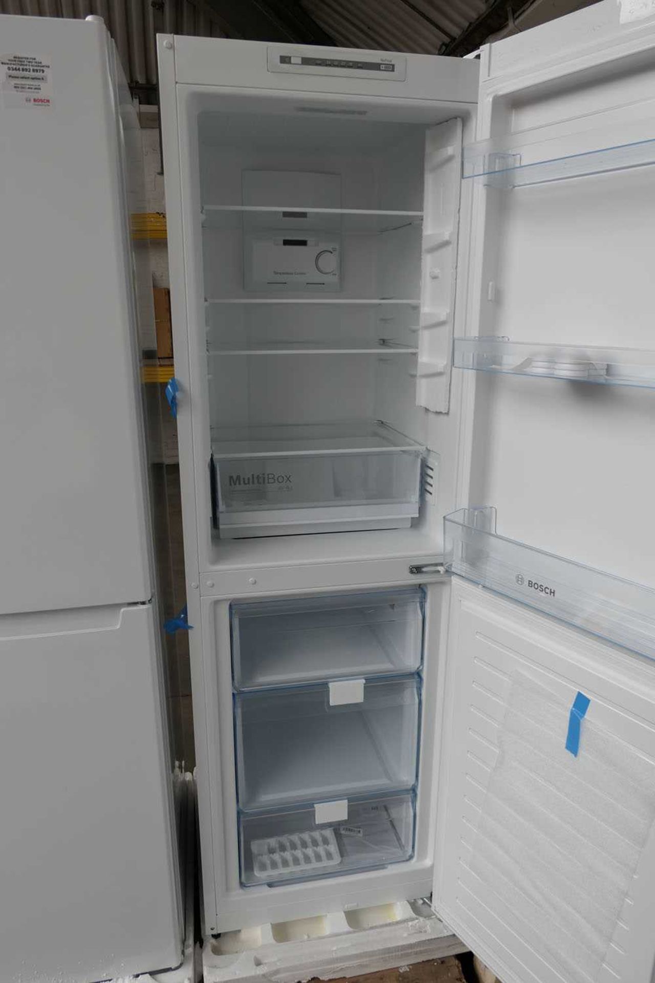 +VAT KGN34NWEAGB Bosch Free-standing fridge-freezer - Image 3 of 3